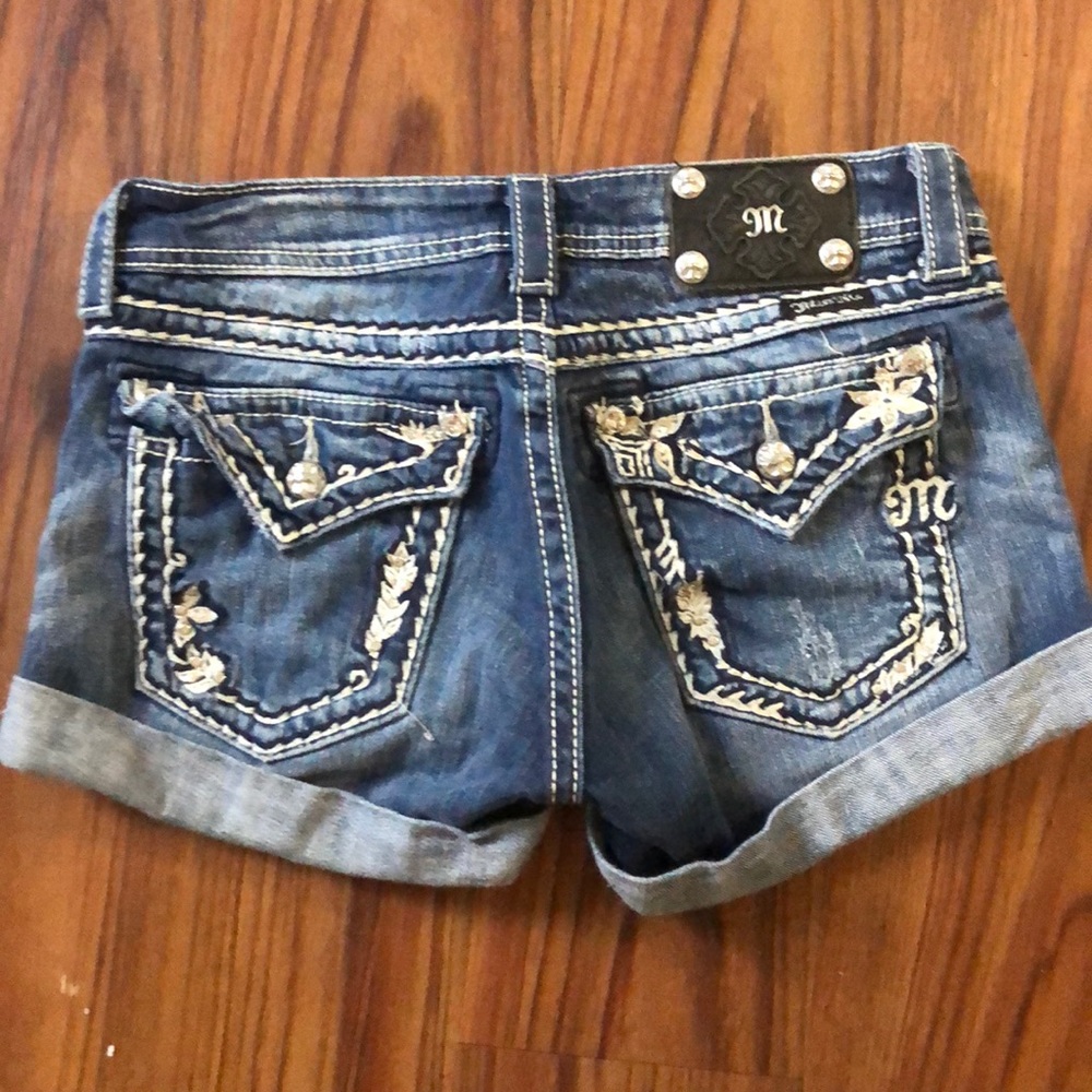 Miss me shorts Final